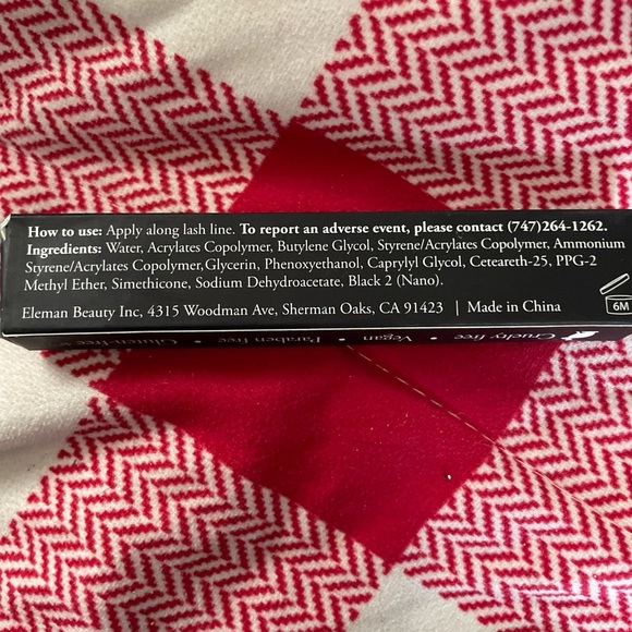 ELEMAN BEAUTY‎ Liquid Eye Liner Color in Black 0.5 ml/0.016 fl oz NEW Boxed - Picture 3 of 4